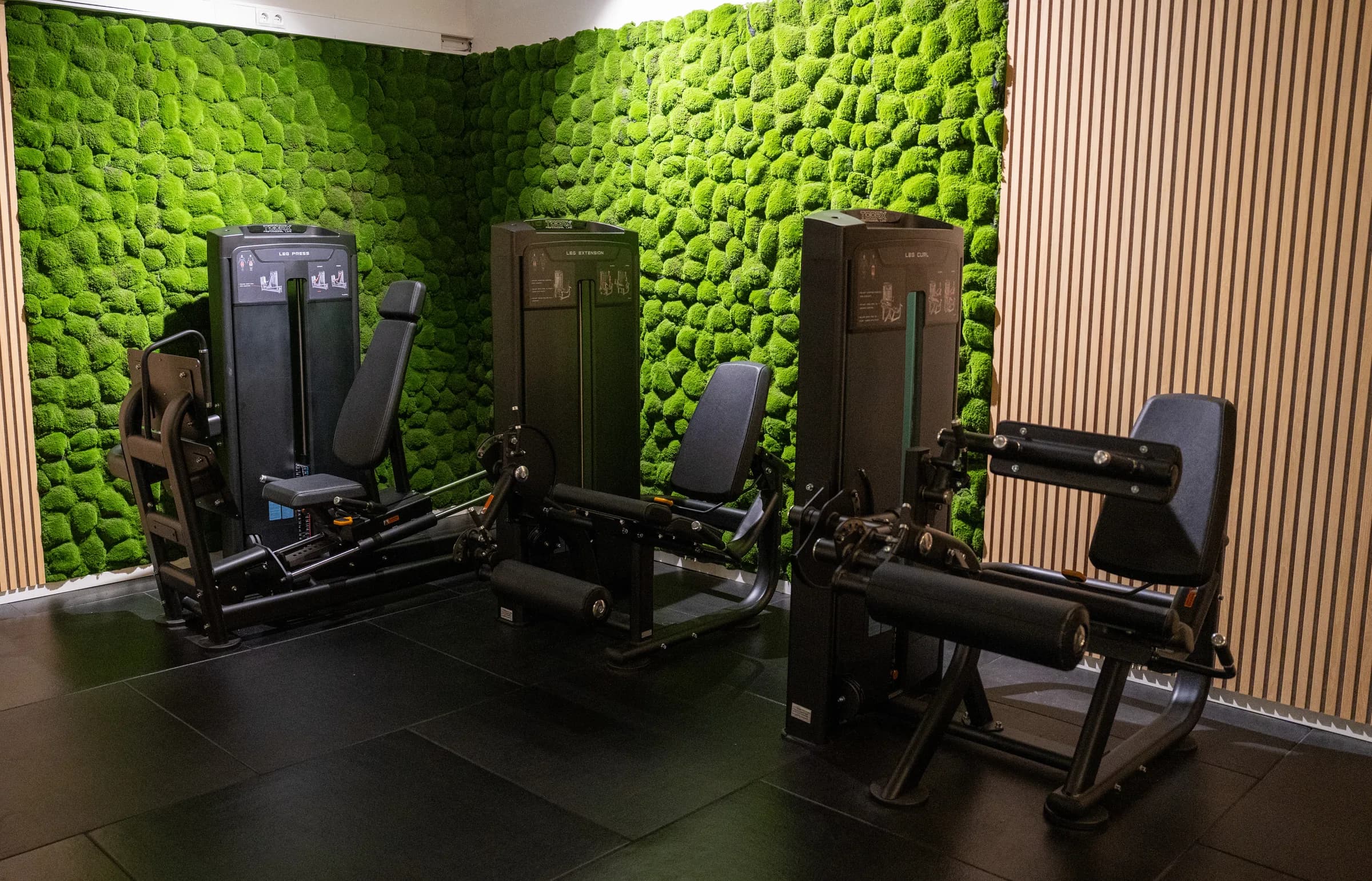 Beenmachines voor de groene moswand