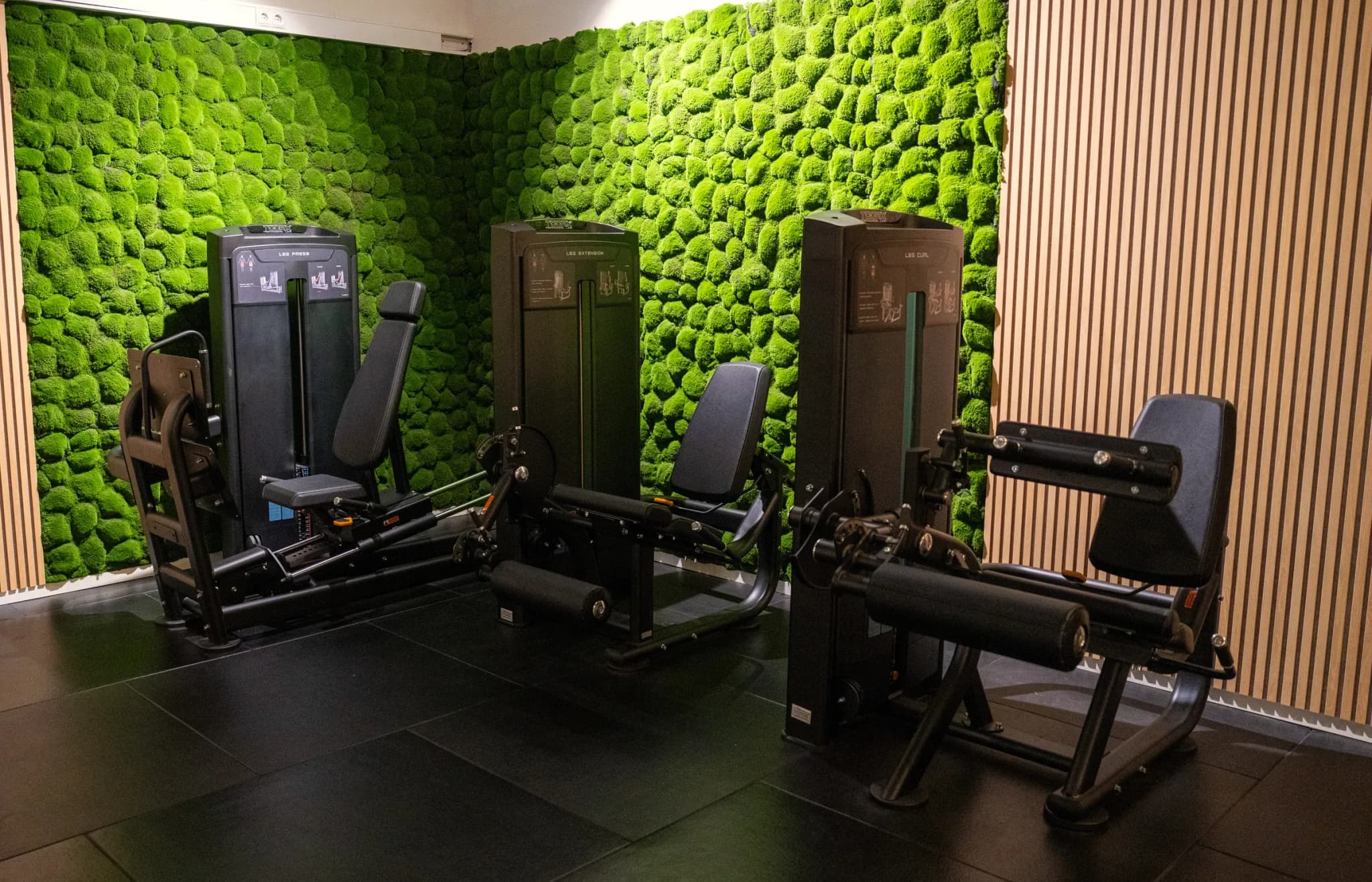Beenmachines voor de groene moswand